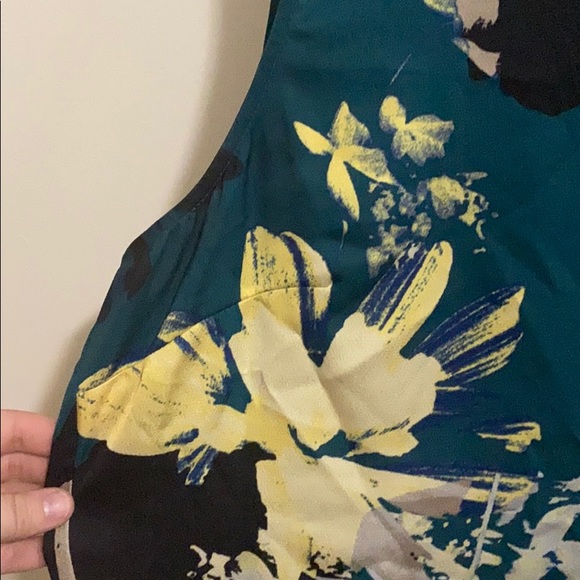 DKNY tank top - Picture 4 of 6